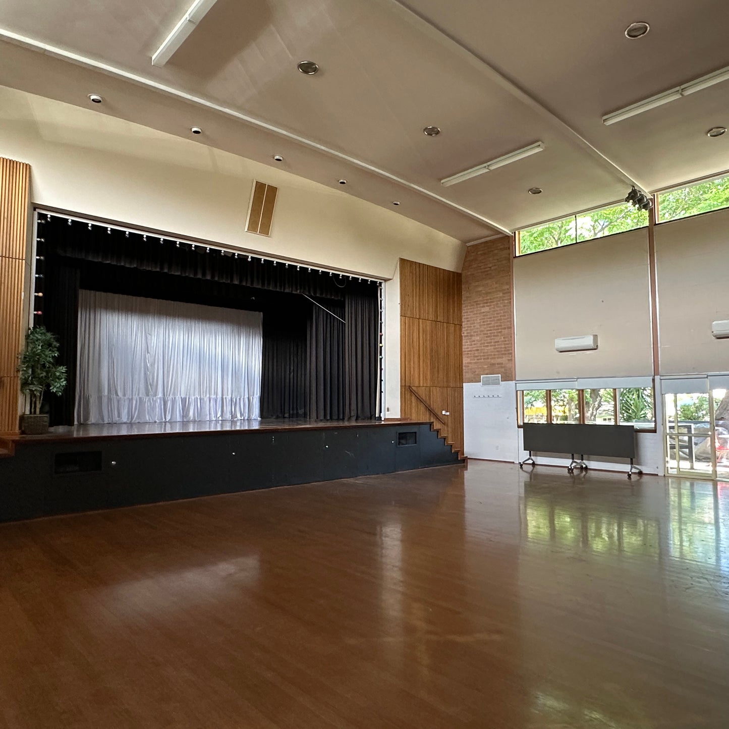 Main Hall - Hampton