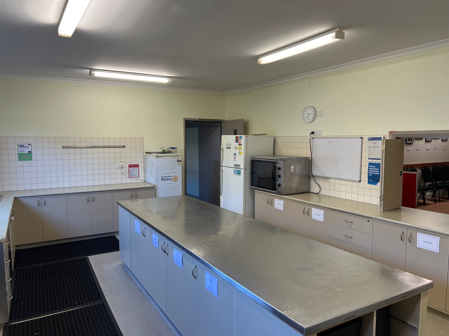 Commercial Kitchen
