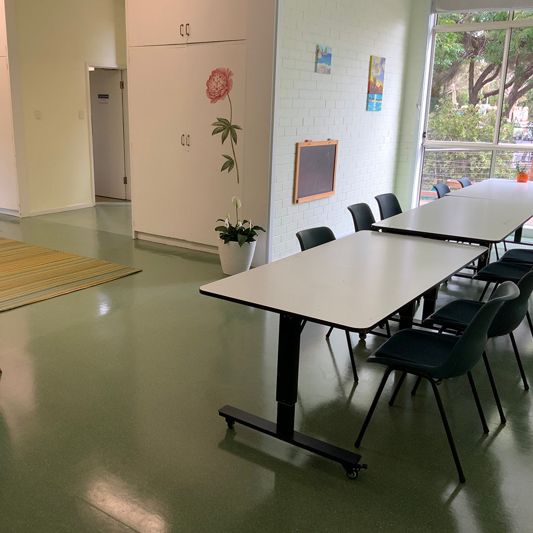 Craft Room / Kids Party Room
