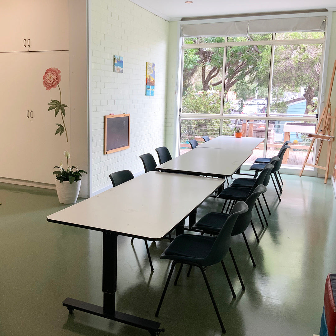 Craft Room / Kids Party Room